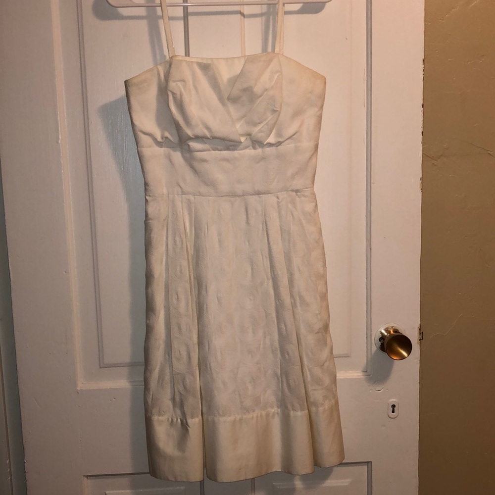 White detail dress
